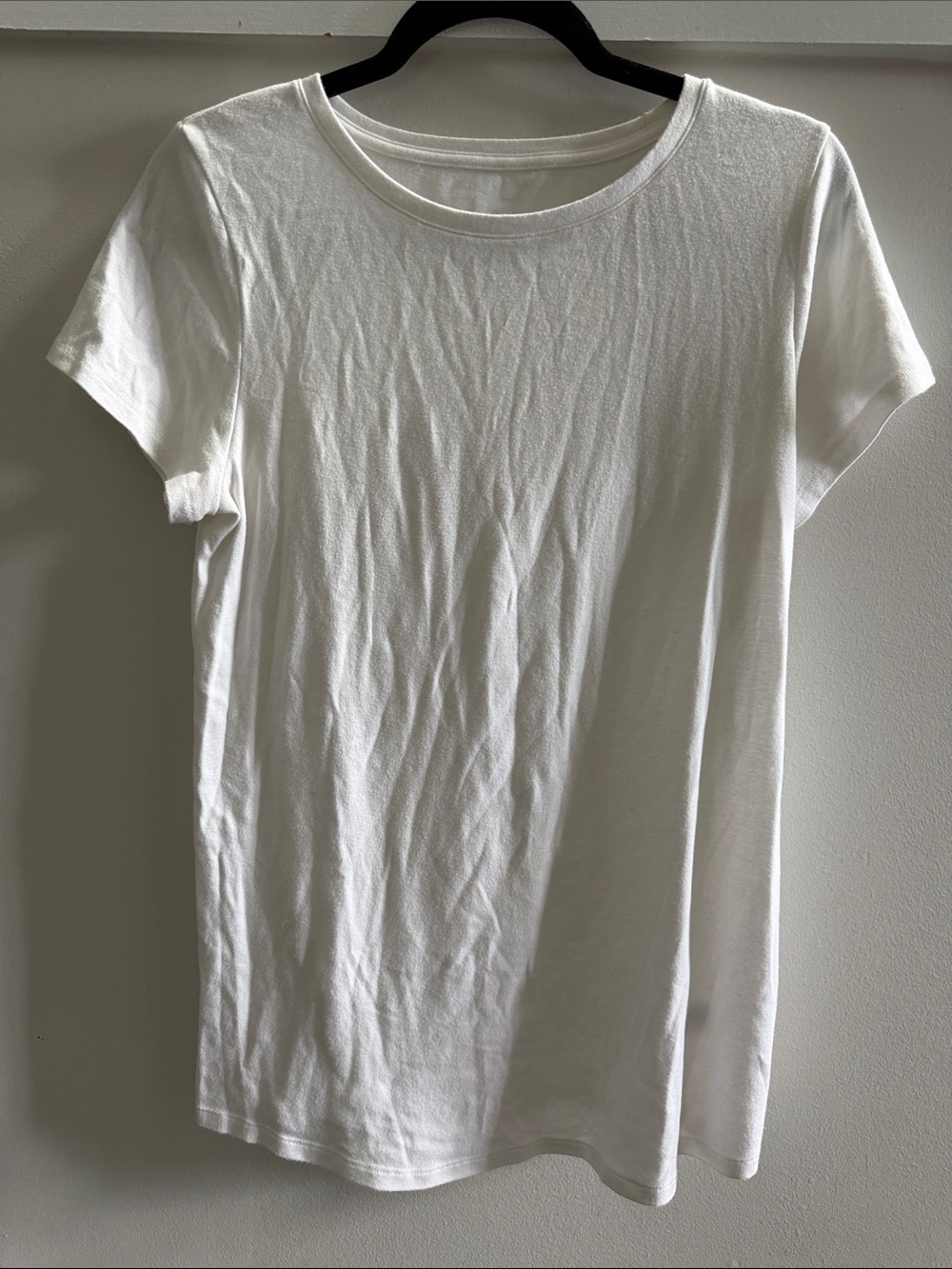 Isabel Maternity by Ingrid & Isabel White Short Sleeve Crew Tee